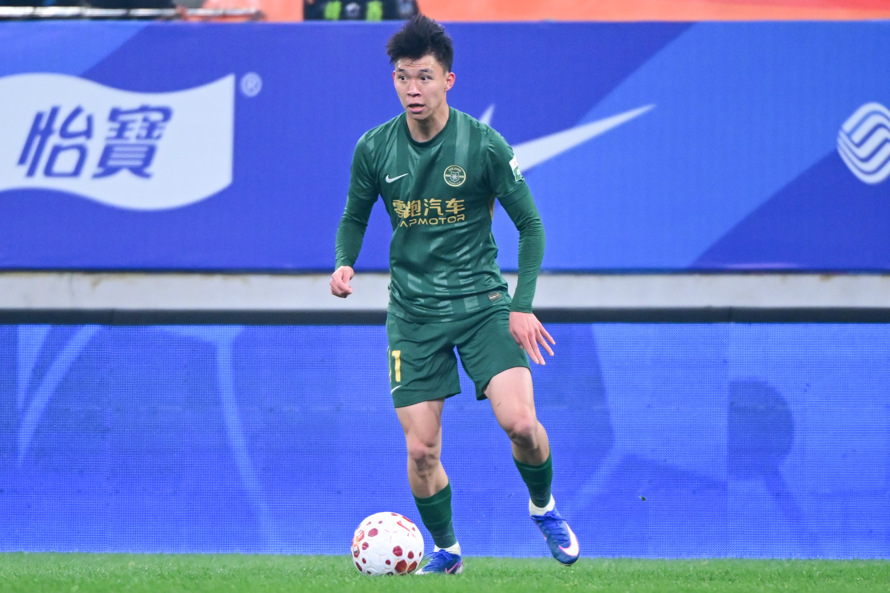 马德兴:伤病潮与磨合阵痛 浙江队务实目标应是保级