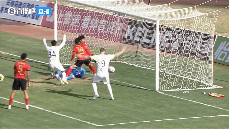 廖均健闪电破门,广州豹客场1-0领先亚泰