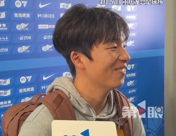 李镇全中柱后盛赞李昊:不愧是国门 运气留到下一场