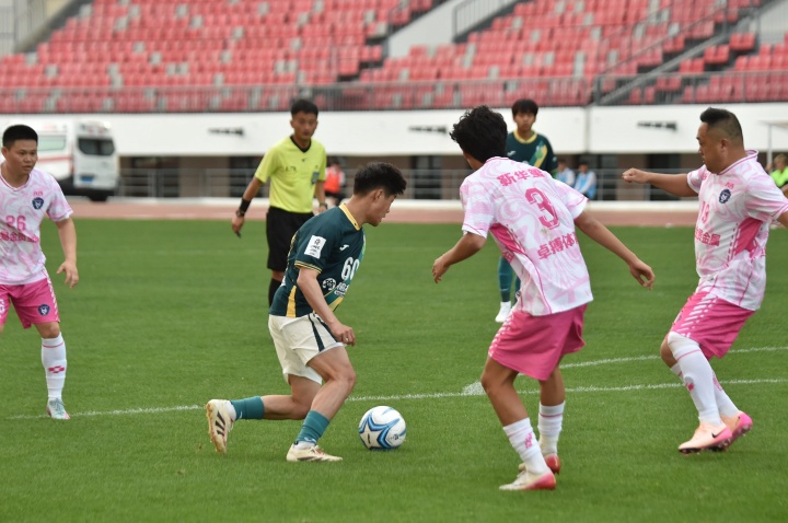 木合买提梅开二度 榆林矿工旅投4-0大连传易取开门红 木合买提梅开二度 榆林矿工旅投4-0大连传易取开门红
