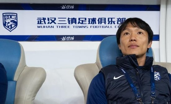 三镇变阵首胜:邓涵文造两球,绍尔前腰激活攻击群
